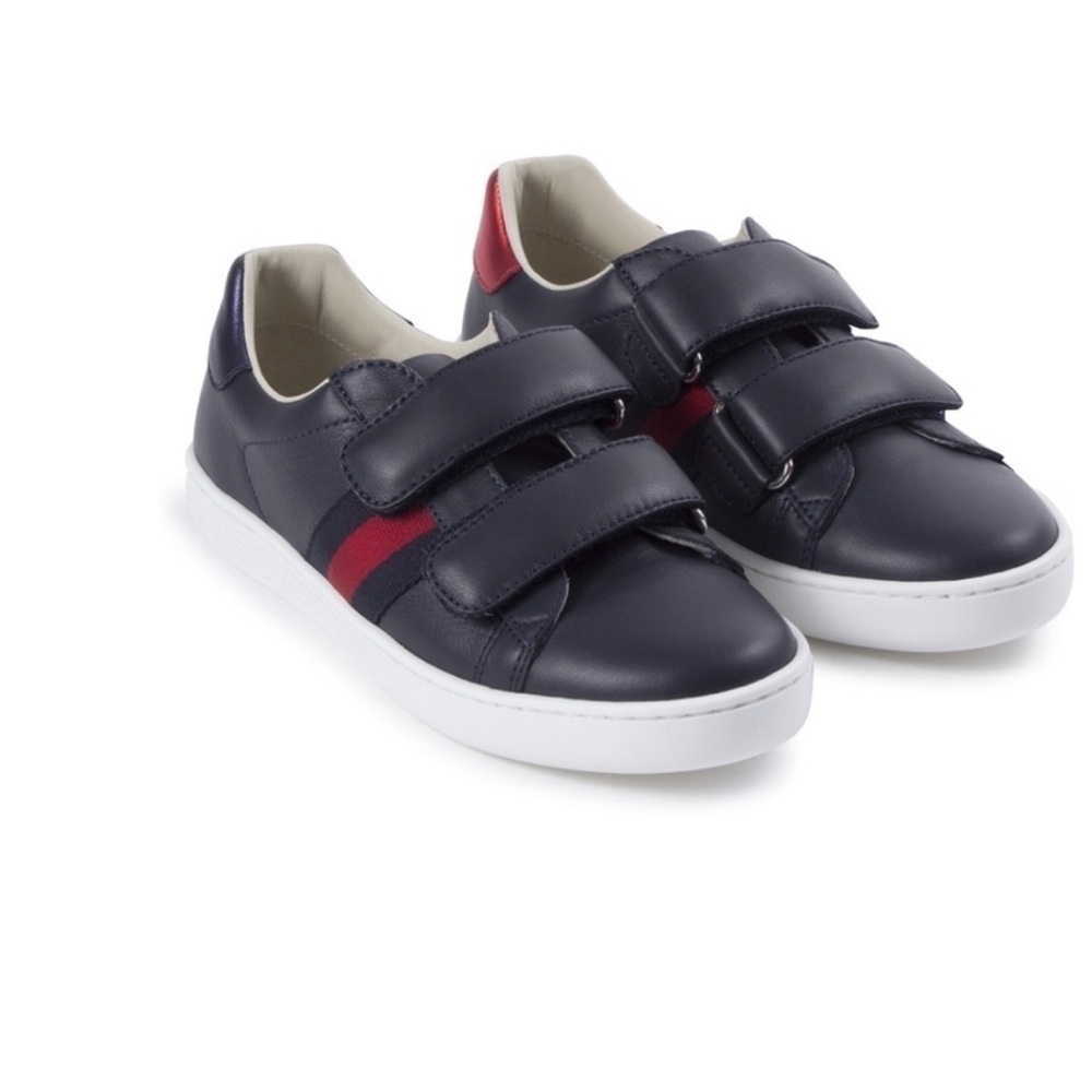 GUCCI NAVY VELCRO STRAP SNEAKERS. With dust bag